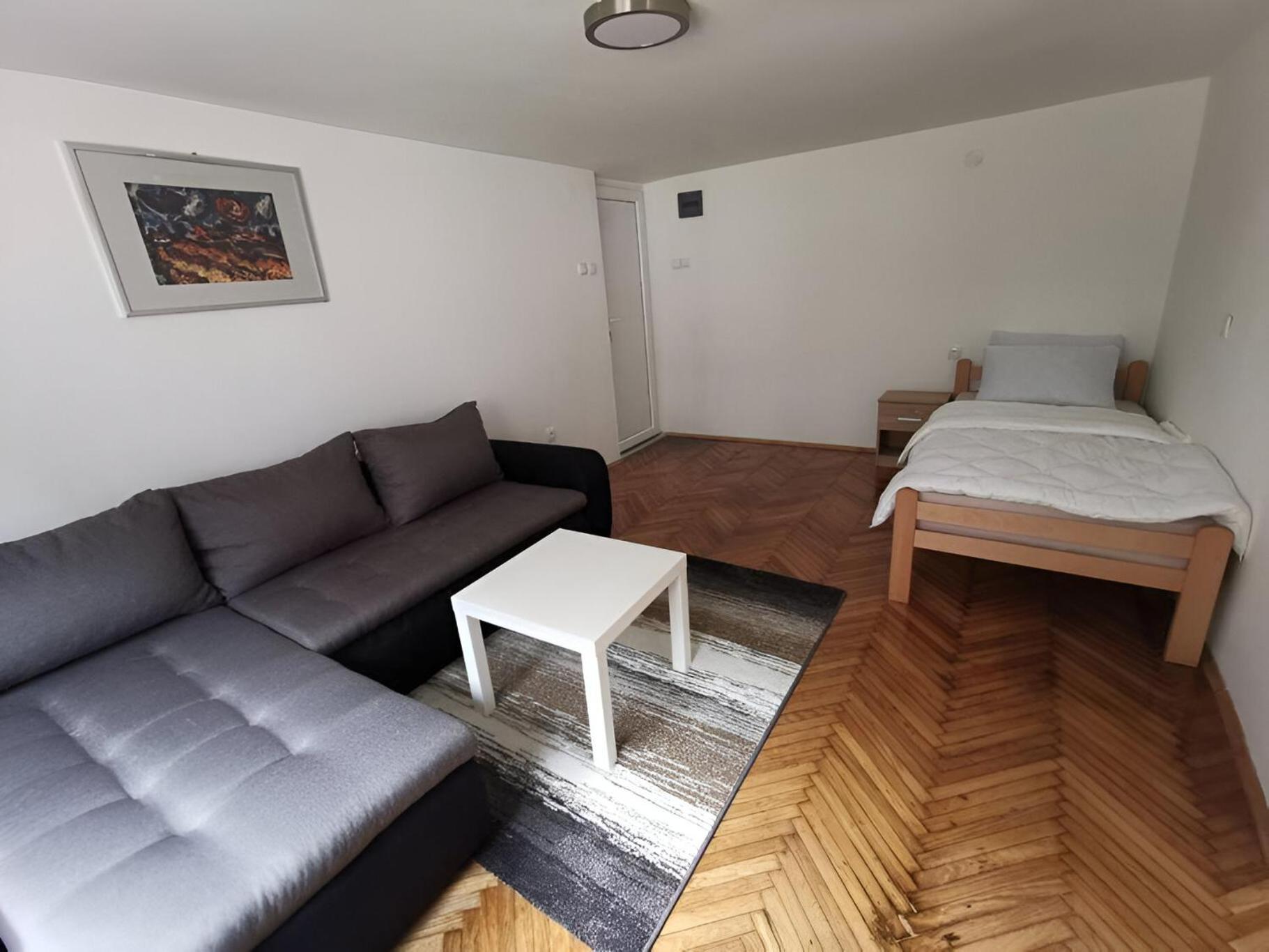 Nov Apartman U Mirnoj Ulici U Centru Beograda Bagian luar foto